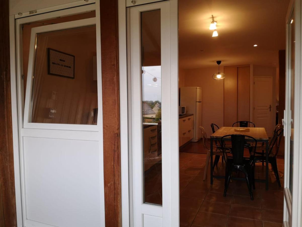Duplex à 2km de la Baie de Cancale-Mt St Michel La Fresnais Extérieur photo