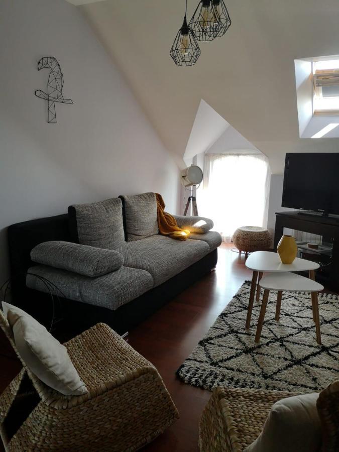 Duplex à 2km de la Baie de Cancale-Mt St Michel La Fresnais Extérieur photo